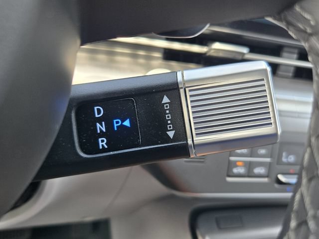 Used 2026 Hyundai Kona SEL Premium FWD image 19