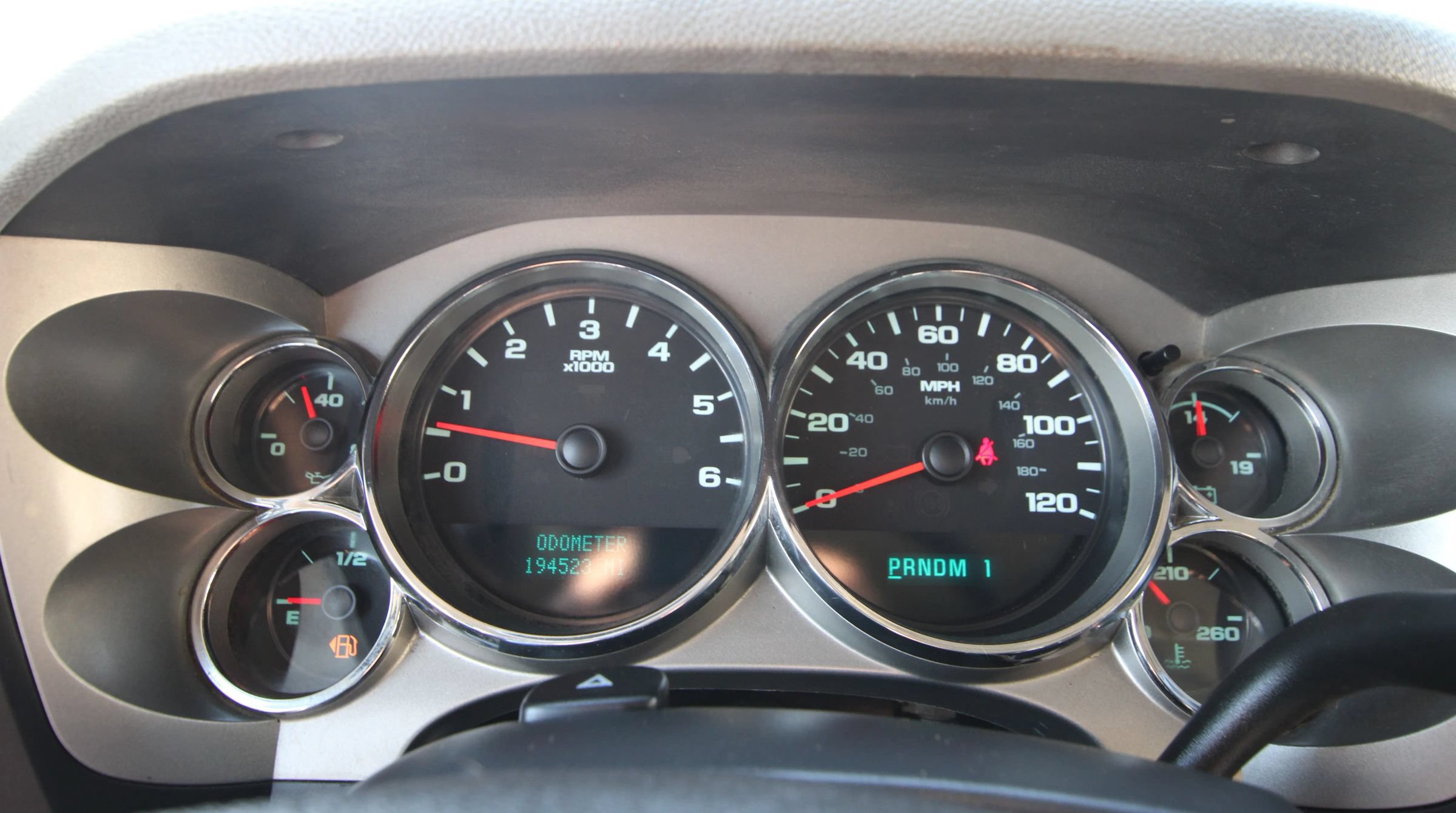 Used 2011 Chevrolet Silverado 2500 W/T w/ Snow Plow Prep Package AWD/4WD image 15