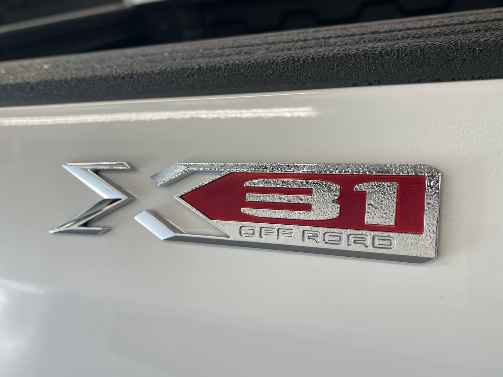 New 2026 GMC Sierra 1500 SLT w/ SLT Premium Plus Package image 10