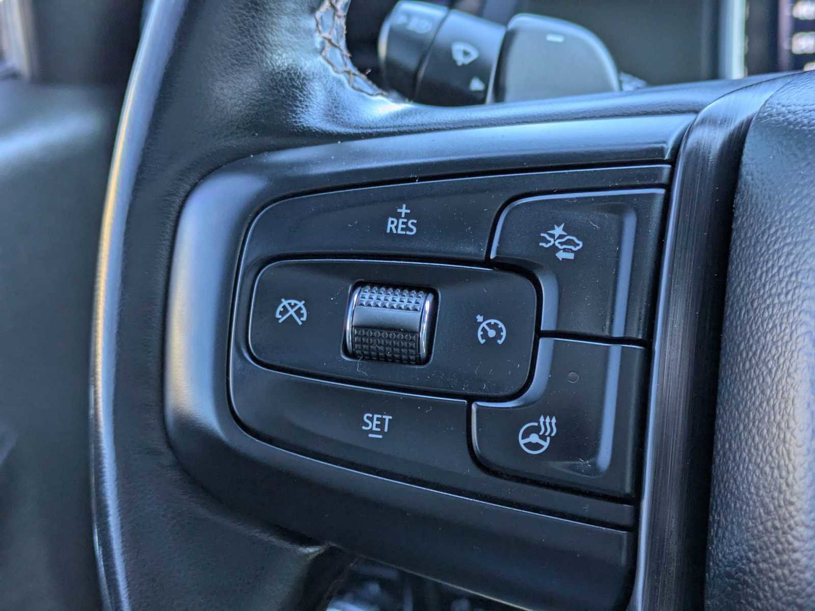 Used 2024 GMC Sierra 1500 AT4 w/ Technology Package AWD/4WD image 24