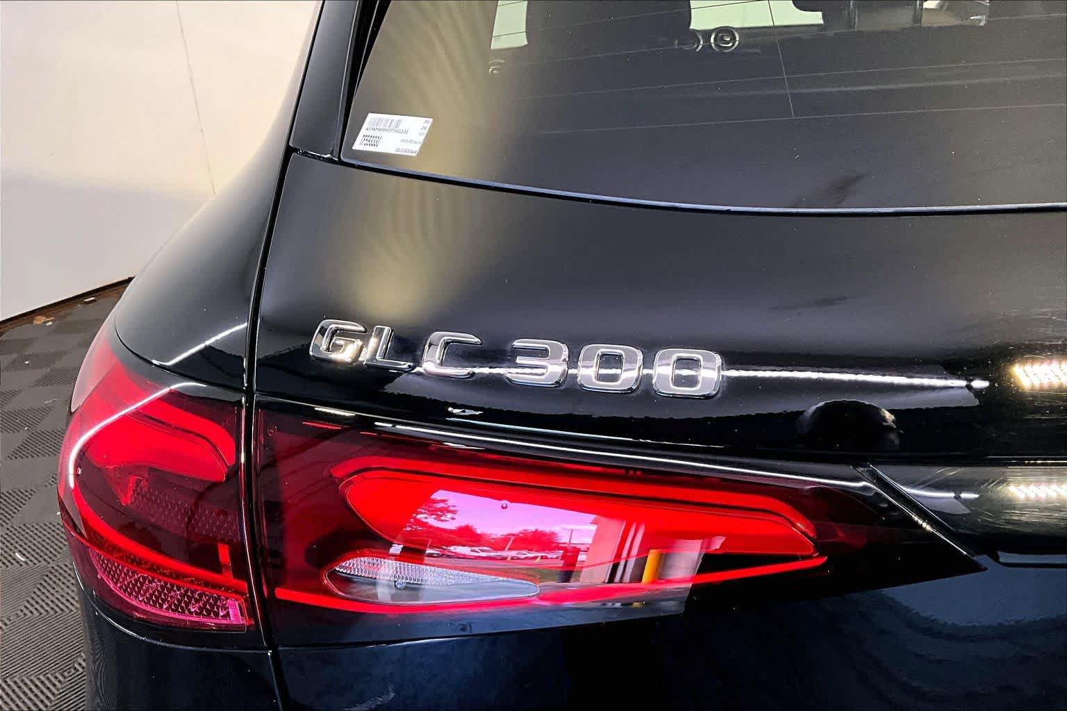Certified 2026 Mercedes-Benz GLC 300 4MATIC image 33