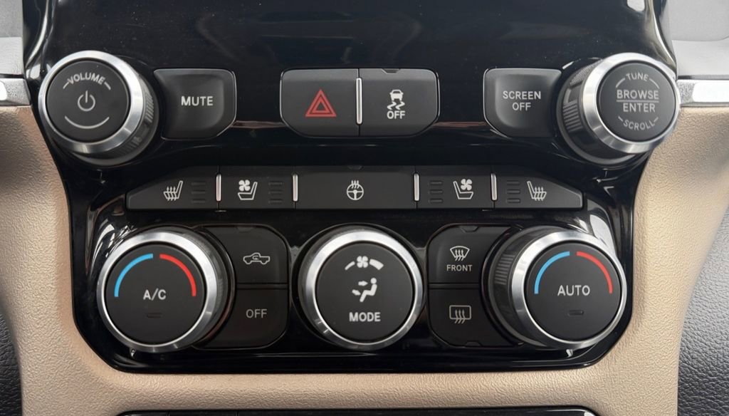 Used 2019 RAM 2500 Laramie image 27