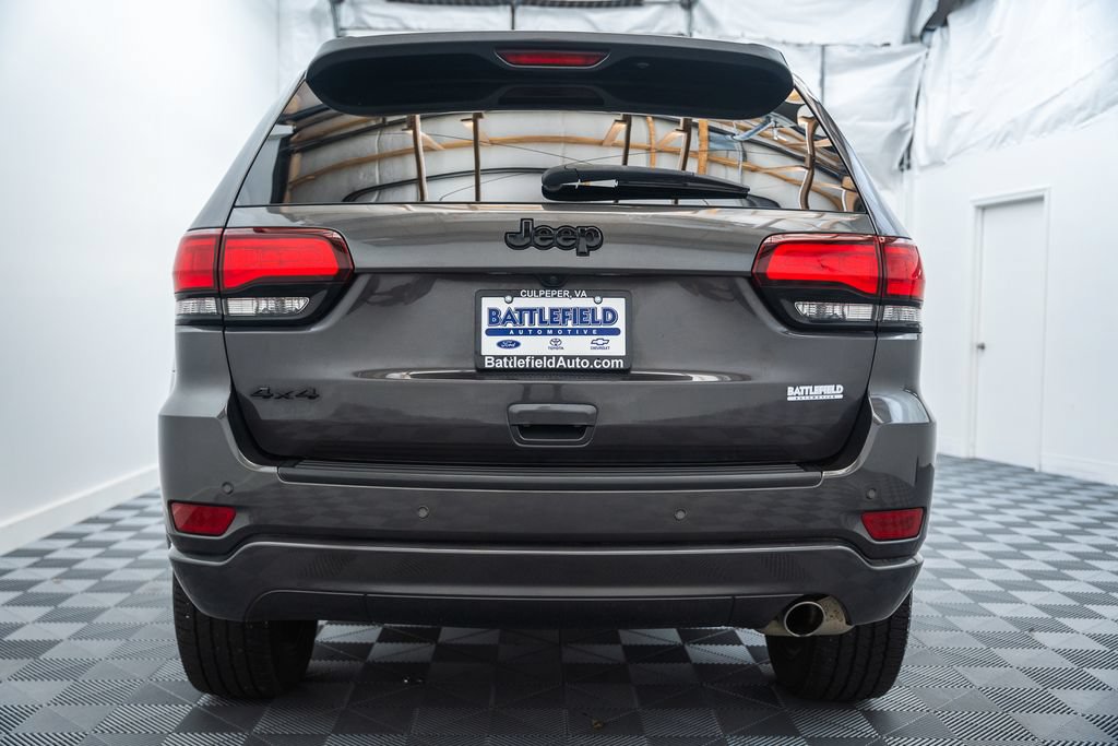 Used 2021 Jeep Grand Cherokee Laredo X AWD/4WD image 6