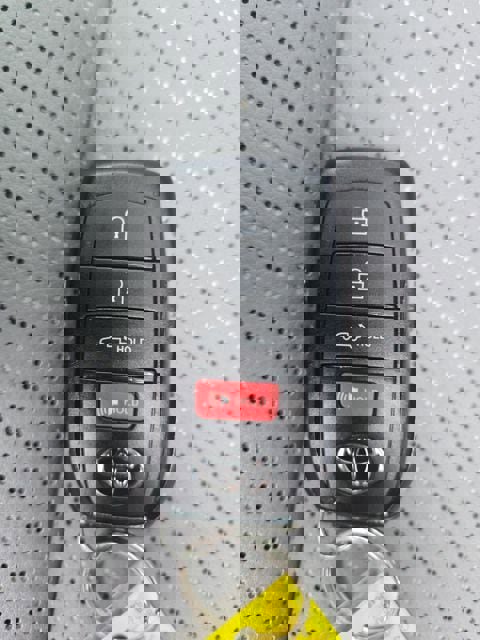 Used 2025 Toyota Tundra Limited image 28