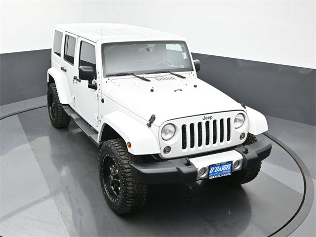 Used 2014 Jeep Wrangler Unlimited Sahara w/ Connectivity Group image 19