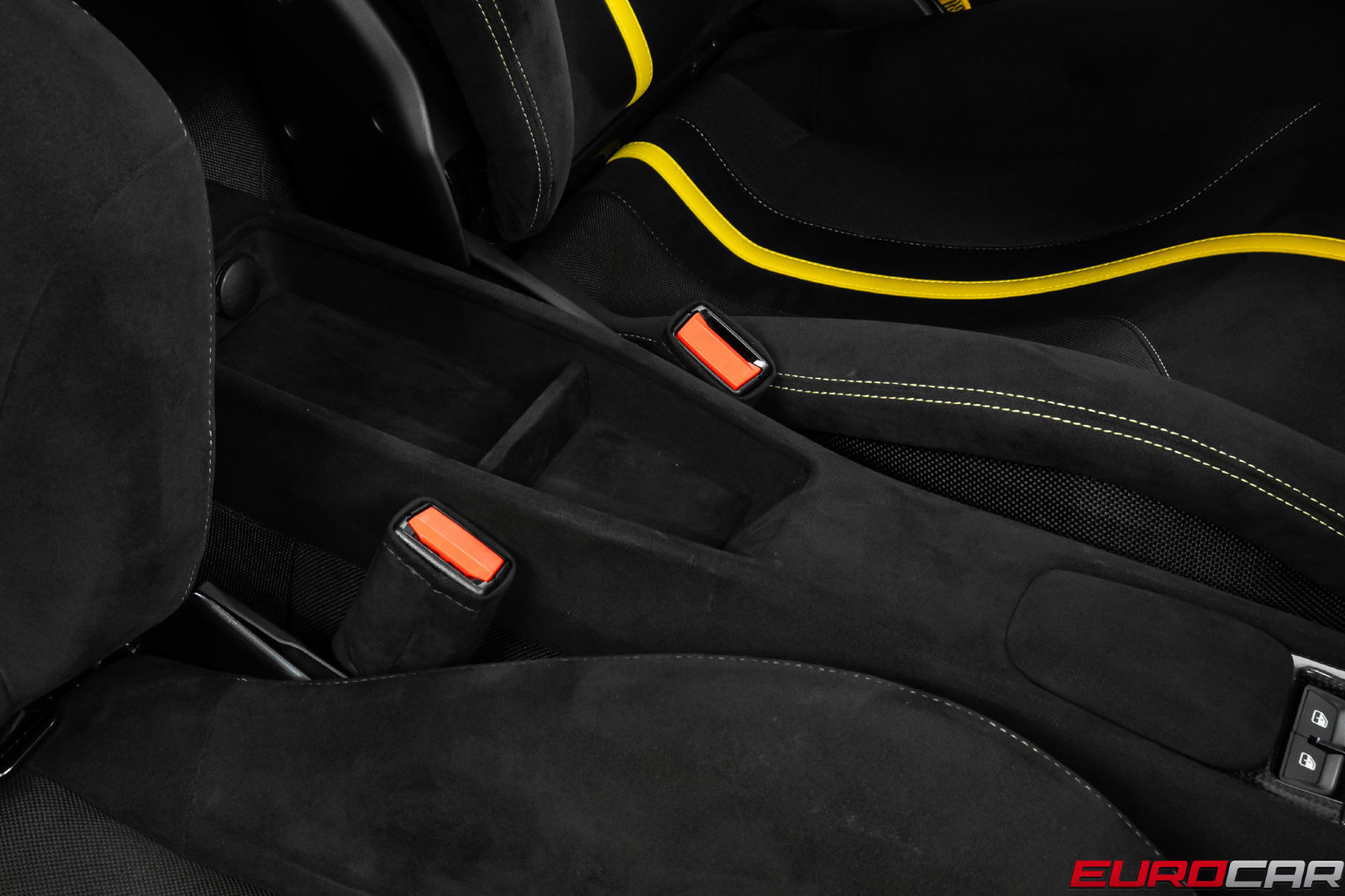 Used 2020 Ferrari 488 Pista Coupe RWD image 45