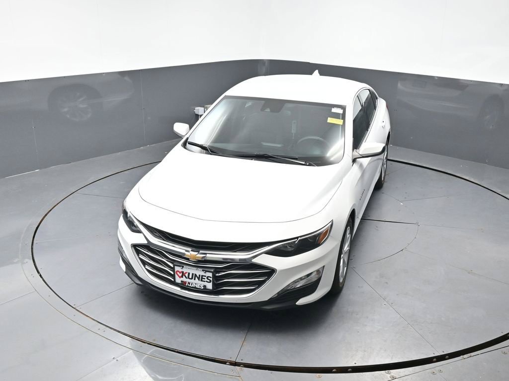 Used 2025 Chevrolet Malibu LT FWD image 45