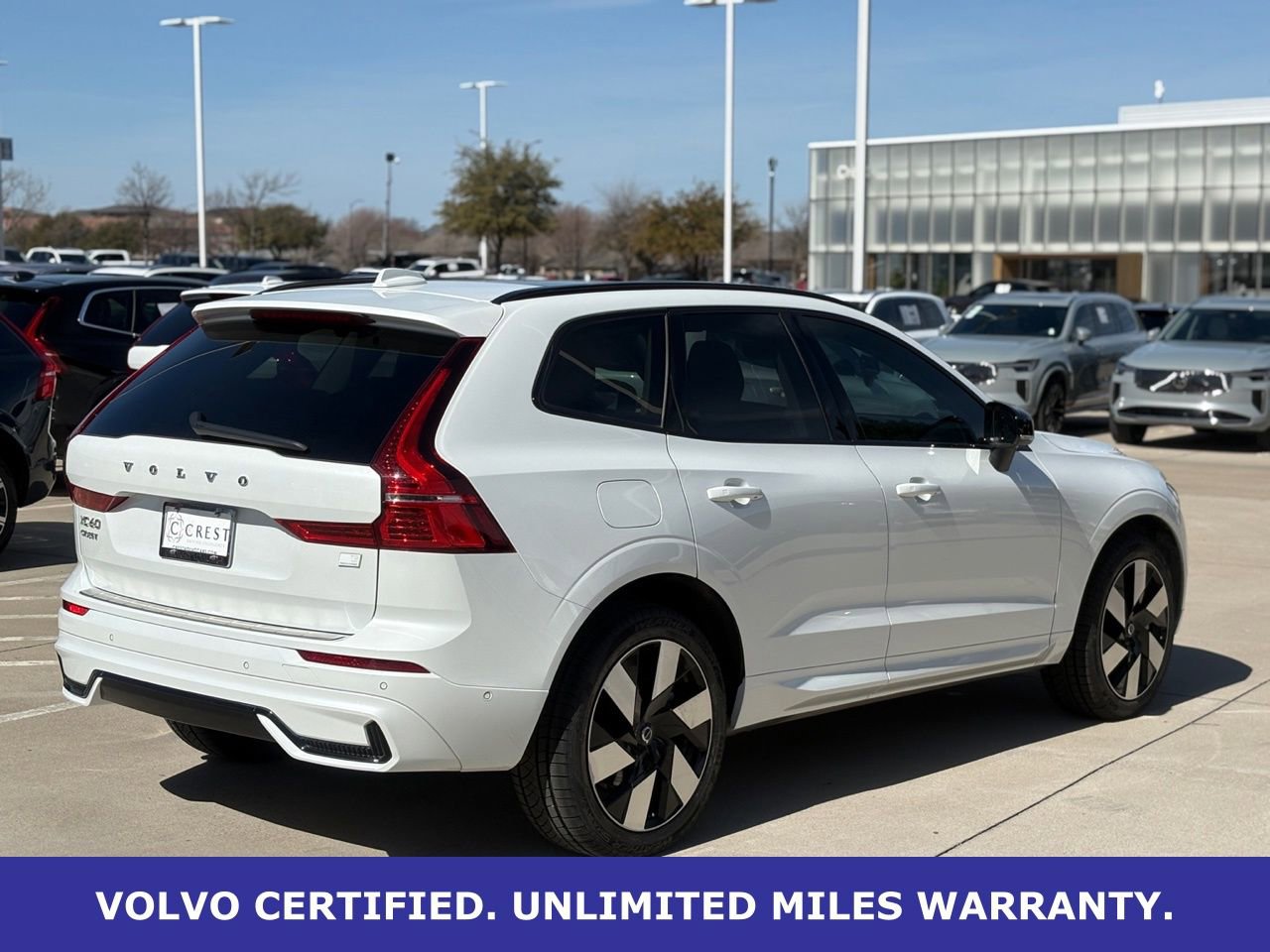 Certified 2023 Volvo XC60 T8 Plus w/ Climate Package image 9