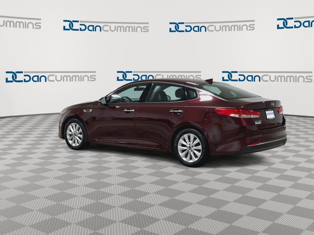 Used 2018 Kia Optima EX image 7