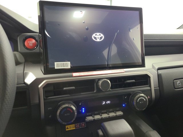 New 2026 Toyota 4Runner TRD Off-Road Premium AWD/4WD image 24