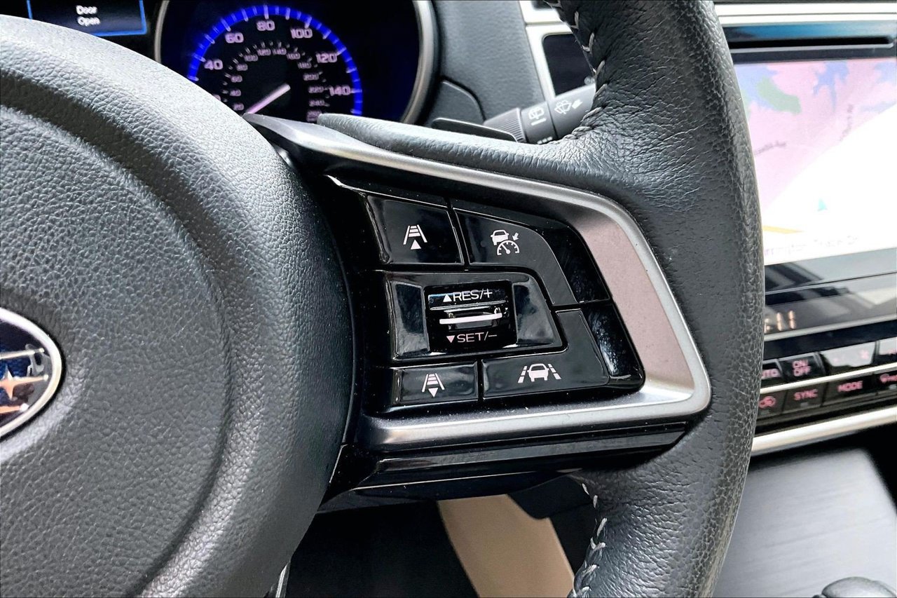 Used 2018 Subaru Outback 3.6R Limited AWD/4WD image 30