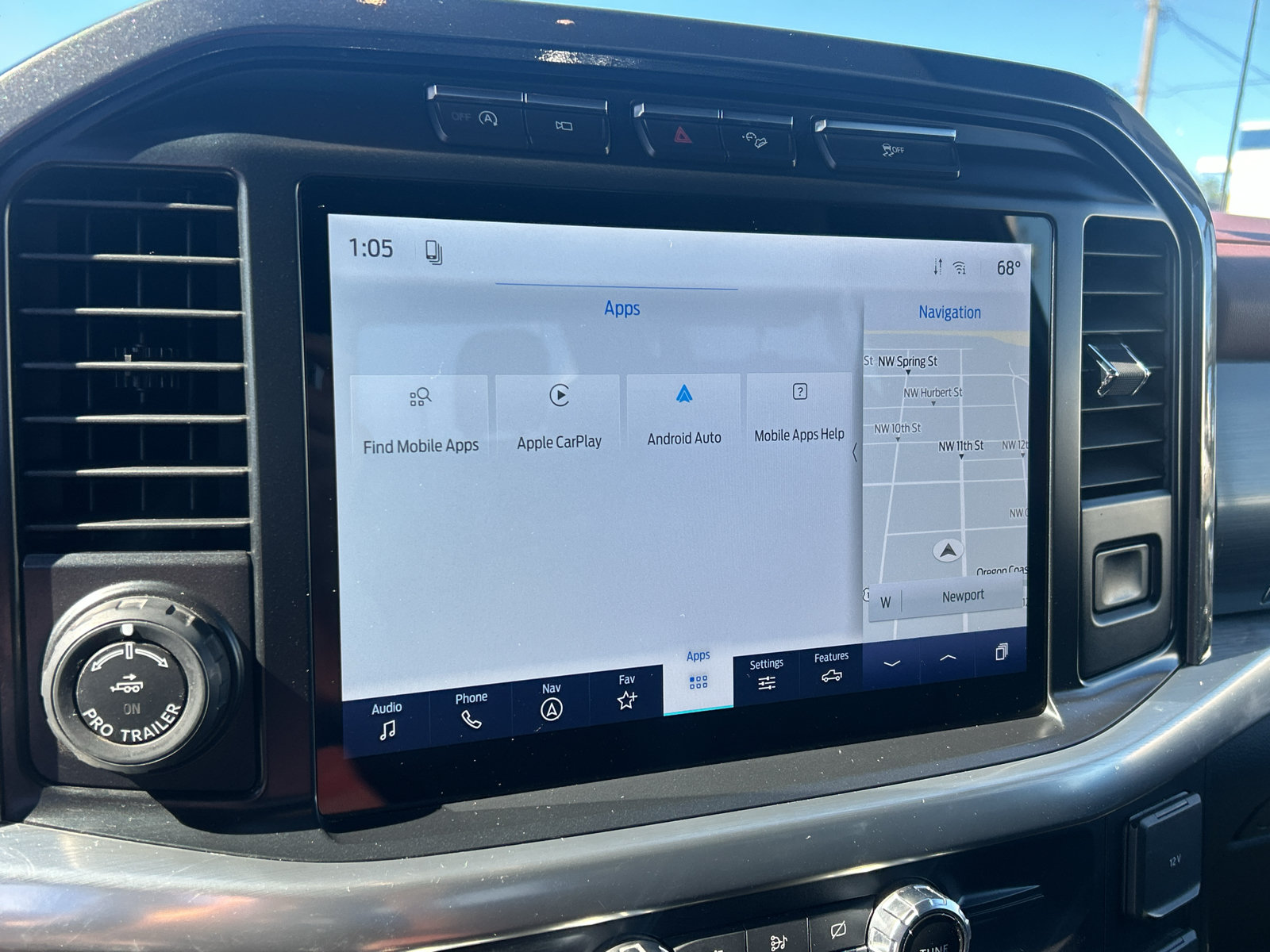 Used 2021 Ford F150 Lariat w/ Equipment Group 502A High AWD/4WD image 26
