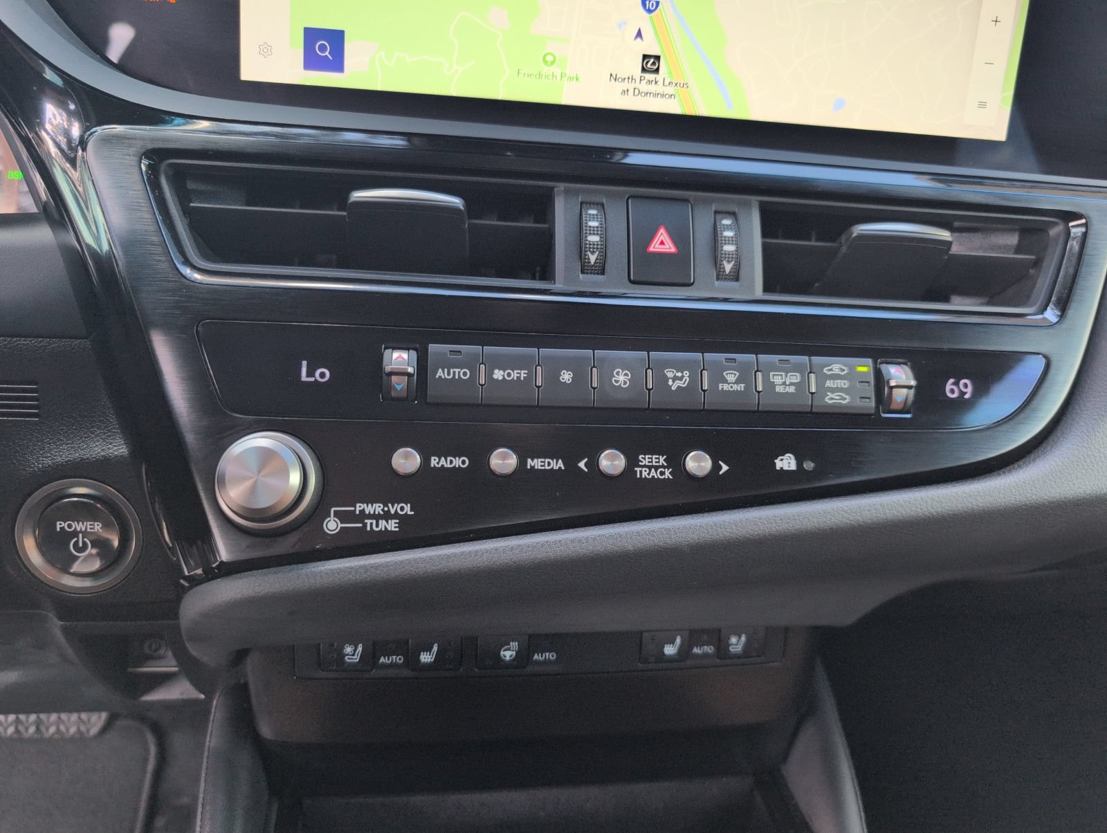 Certified 2025 Lexus ES 300h w/ Premium Package FWD image 14