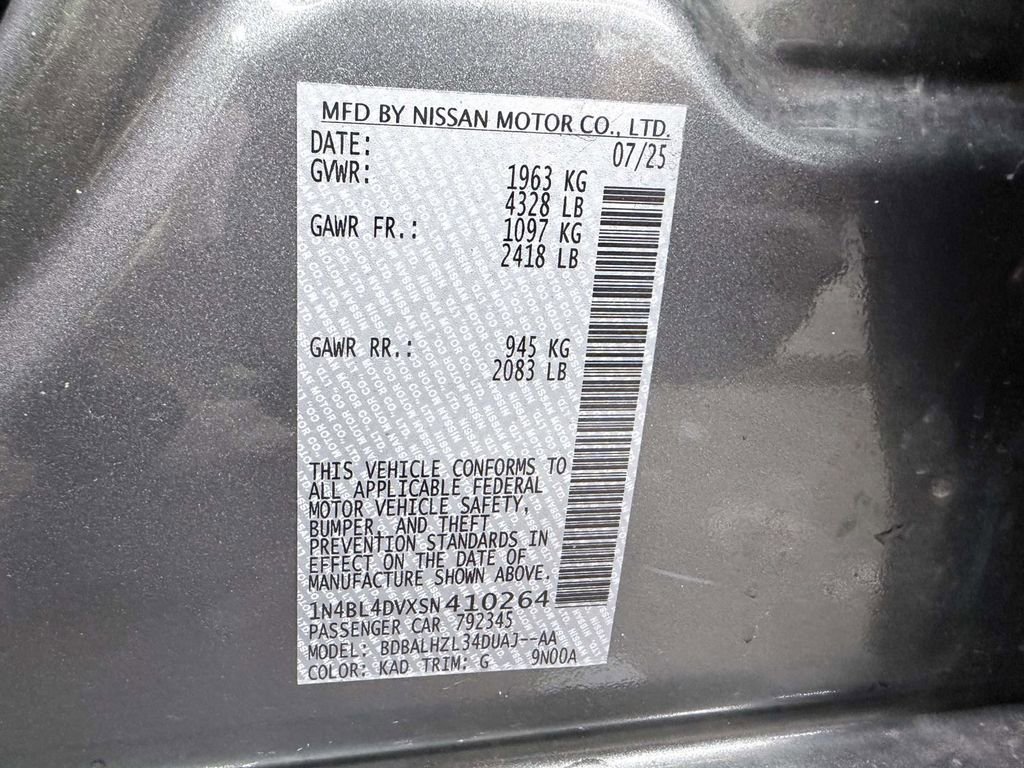 Used 2025 Nissan Altima 2.5 SV w/ SV Premium Package FWD image 25