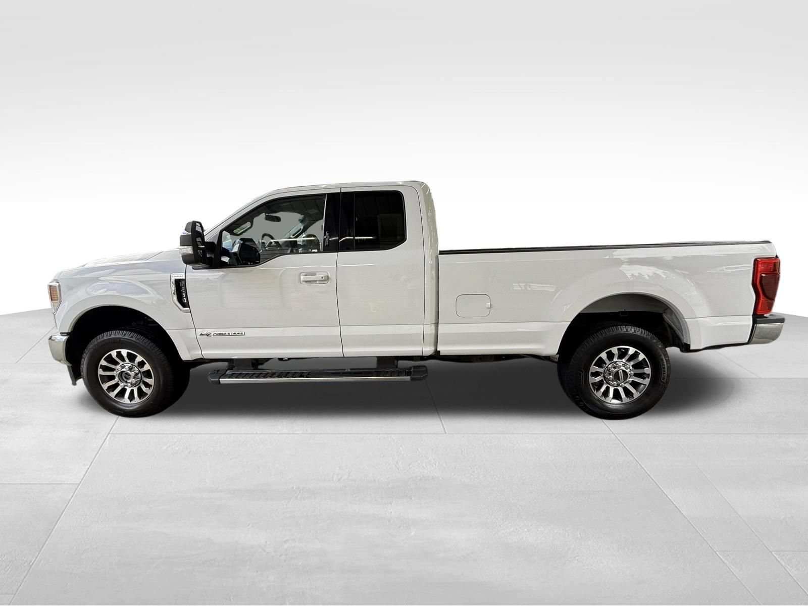 Used 2021 Ford F250 Lariat w/ Lariat Value Package AWD/4WD image 9