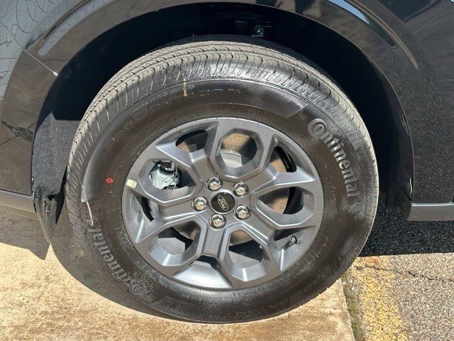 New 2026 Ford Maverick XLT w/ Equipment Group 301A AWD/4WD image 6