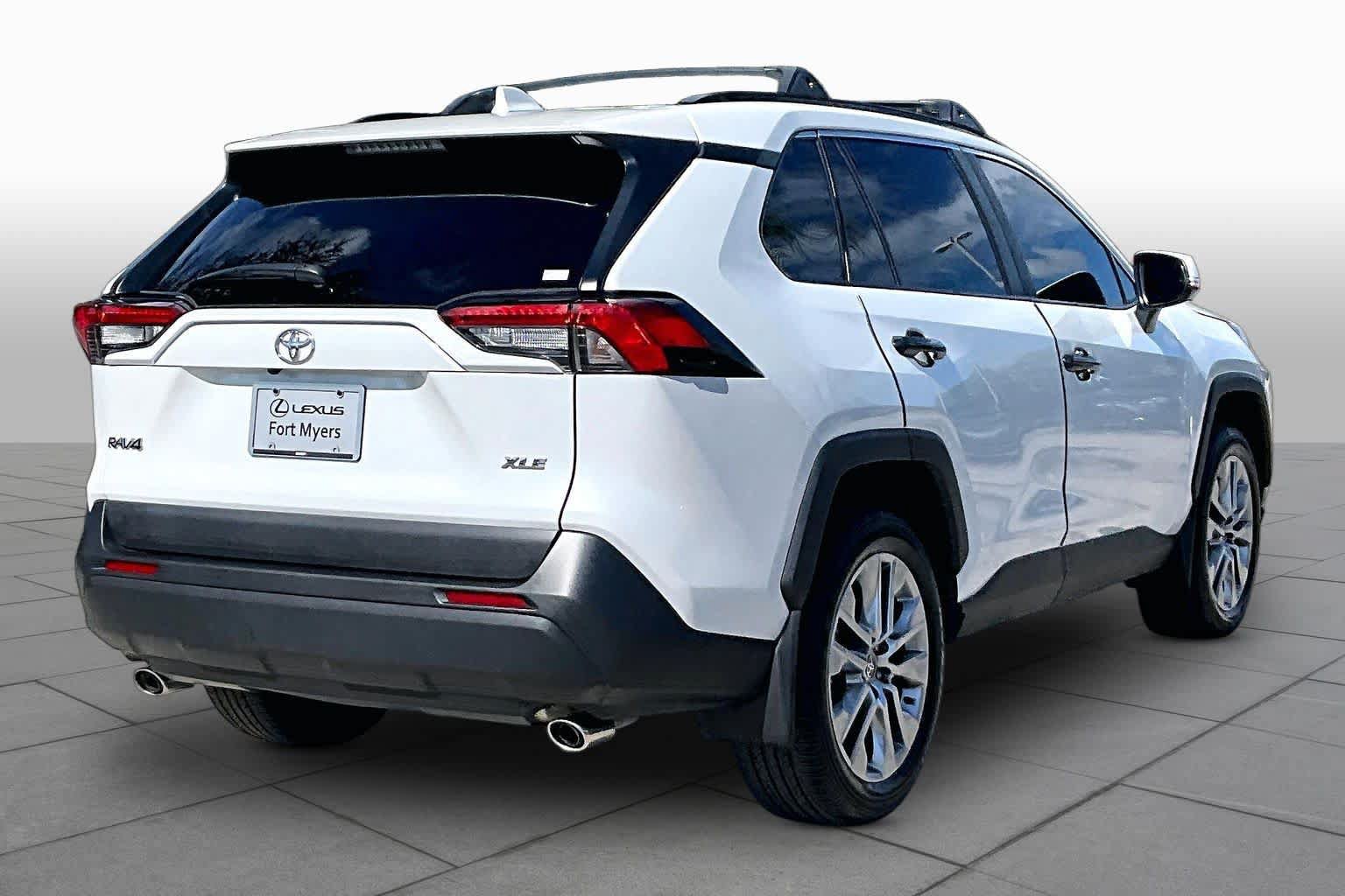 Used 2025 Toyota RAV4 XLE Premium w/ Weather Package FWD image 13