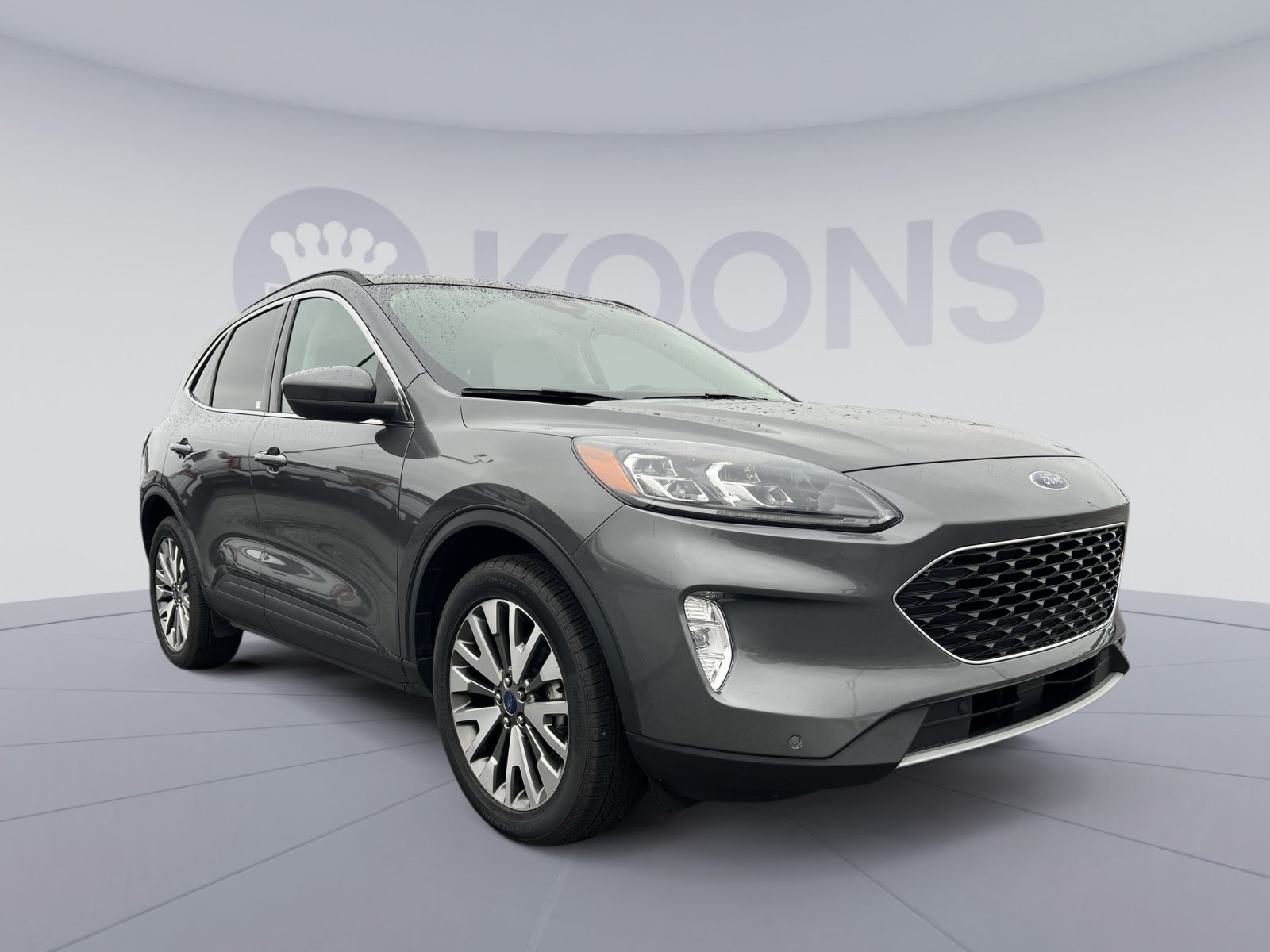 Used 2022 Ford Escape Titanium w/ Class II Trailer Tow Package AWD/4WD image 10
