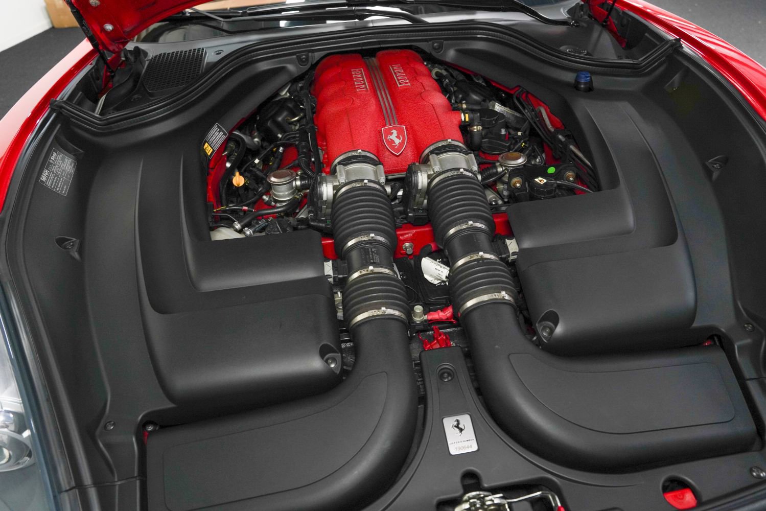 Used 2013 Ferrari California RWD image 43