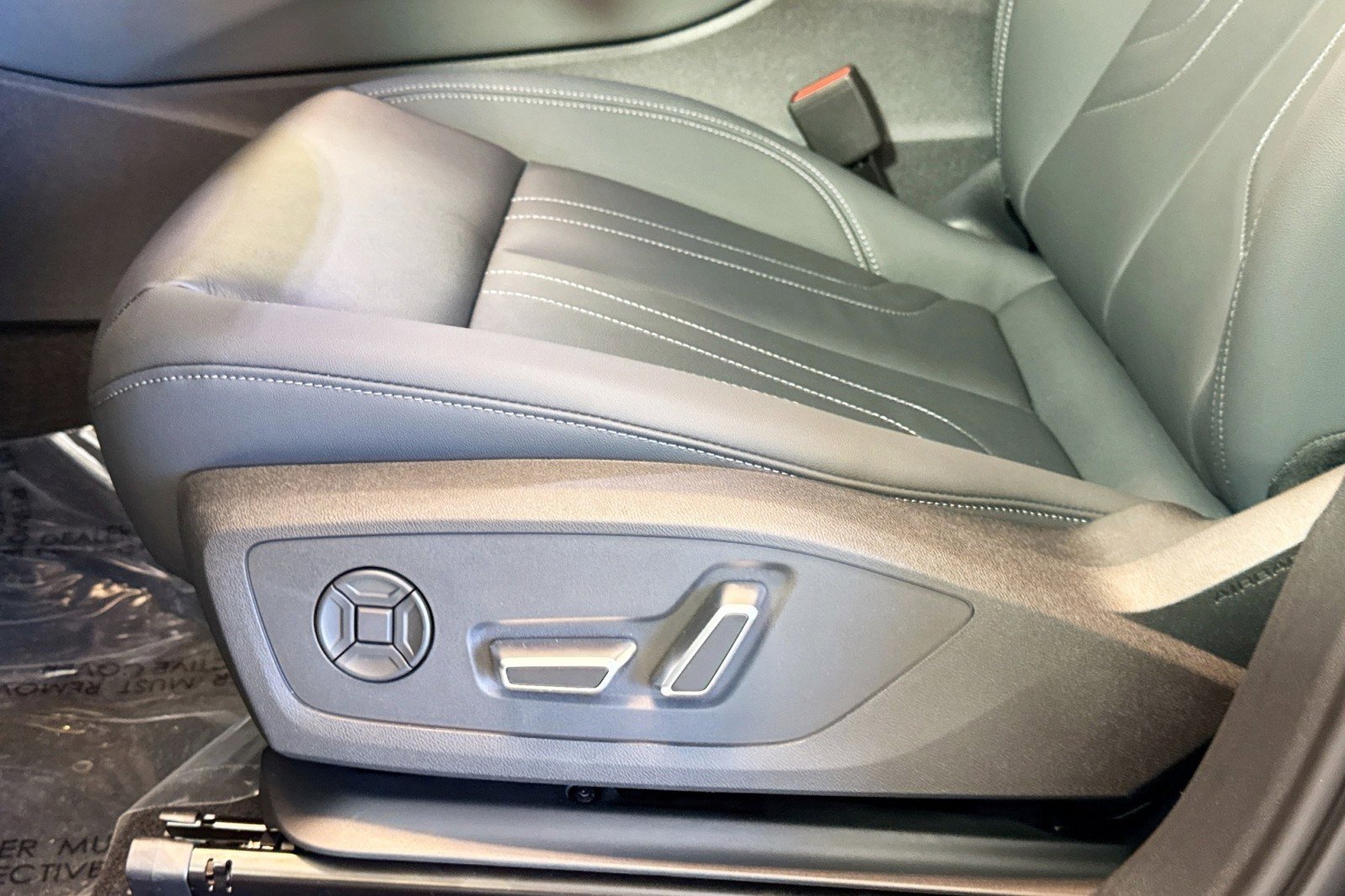 New 2026 Audi Q3 quattro 2.0T image 17