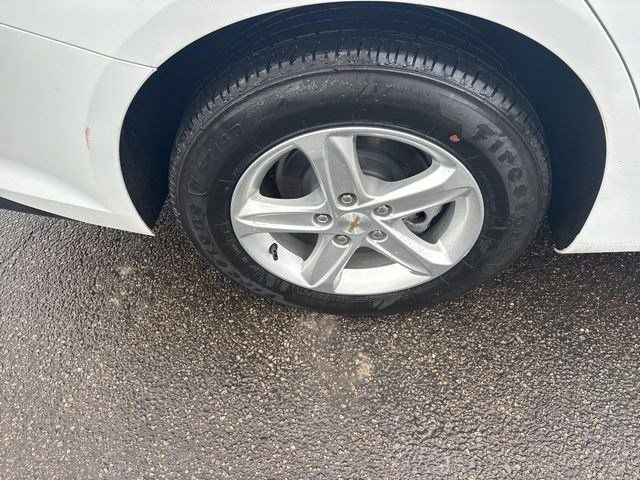 Used 2023 Chevrolet Malibu LT image 44