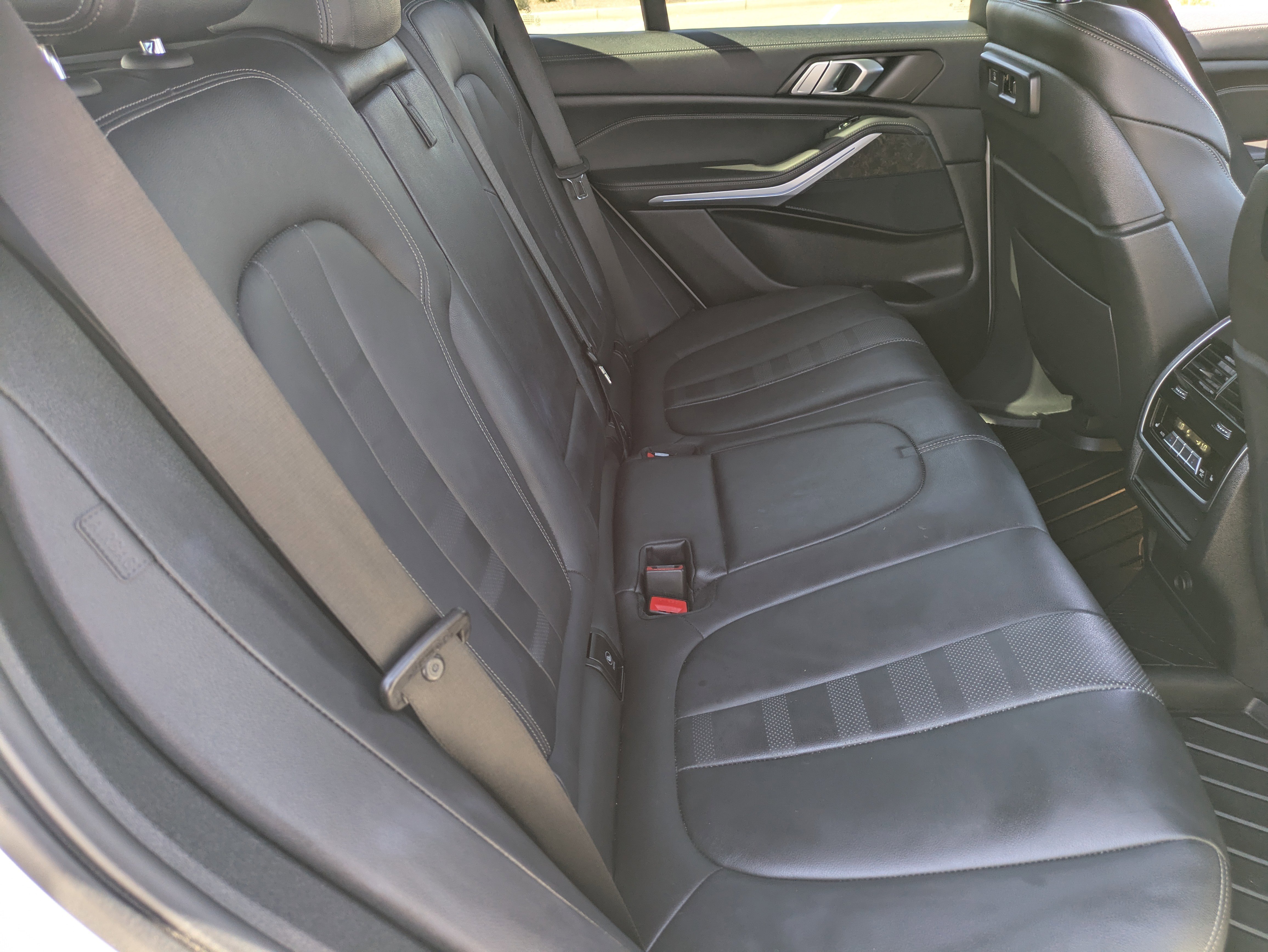 Used 2022 BMW X5 xDrive45e w/ Climate Comfort Package image 14