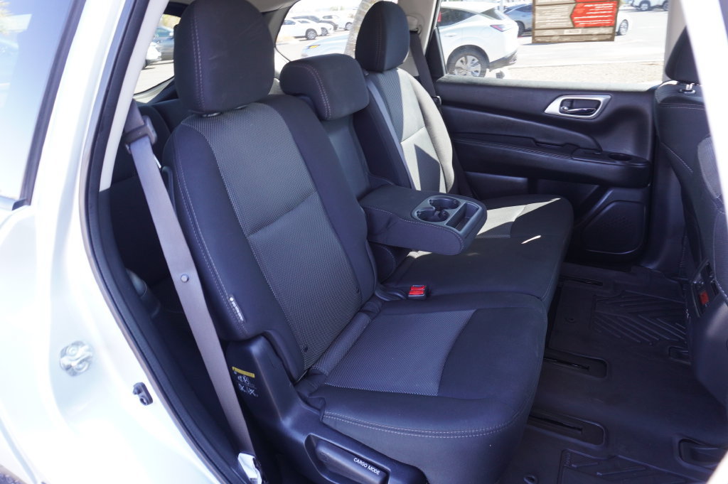Certified 2020 Nissan Pathfinder SV FWD image 9