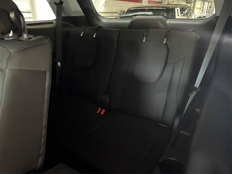 Used 2022 Ford Explorer XLT AWD/4WD image 36