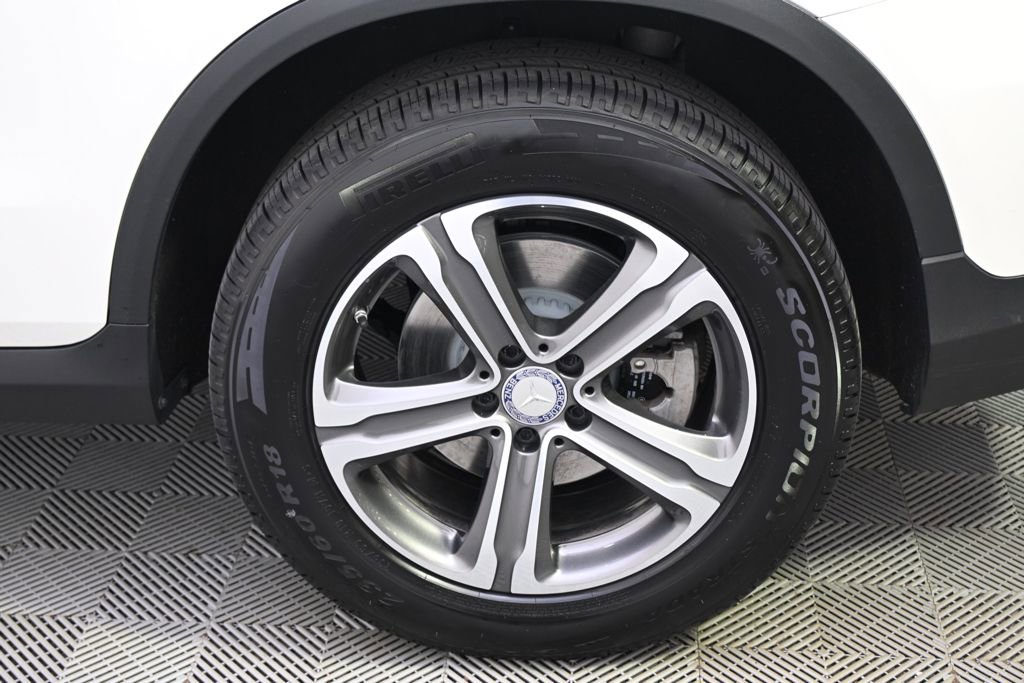 Used 2016 Mercedes-Benz GLC 300 4MATIC image 20