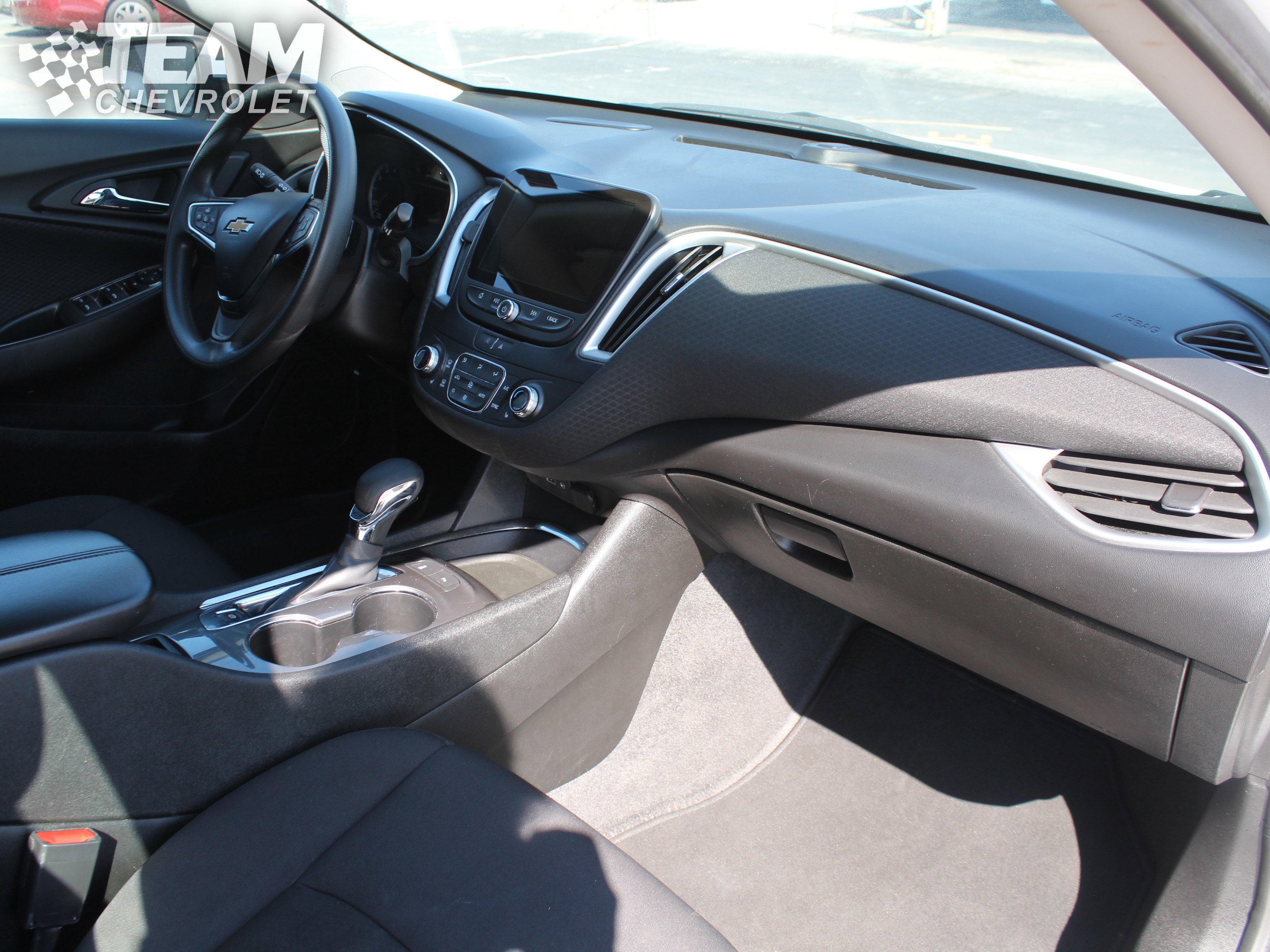 Used 2024 Chevrolet Malibu LT image 27