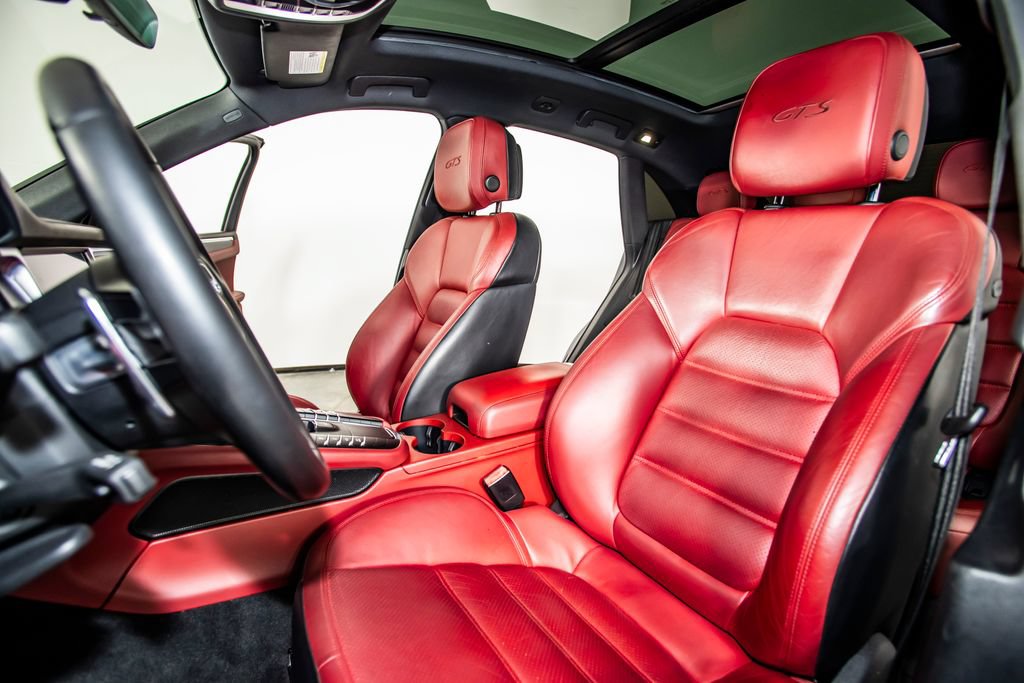 Used 2021 Porsche Macan GTS AWD/4WD image 2