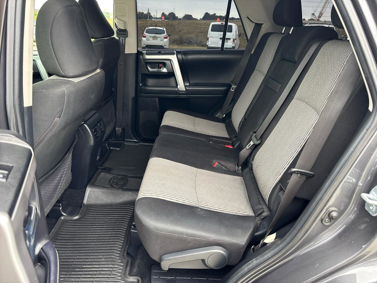 Used 2022 Toyota 4Runner SR5 AWD/4WD image 21
