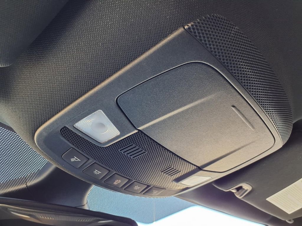 Used 2024 Ford Edge ST-Line image 23