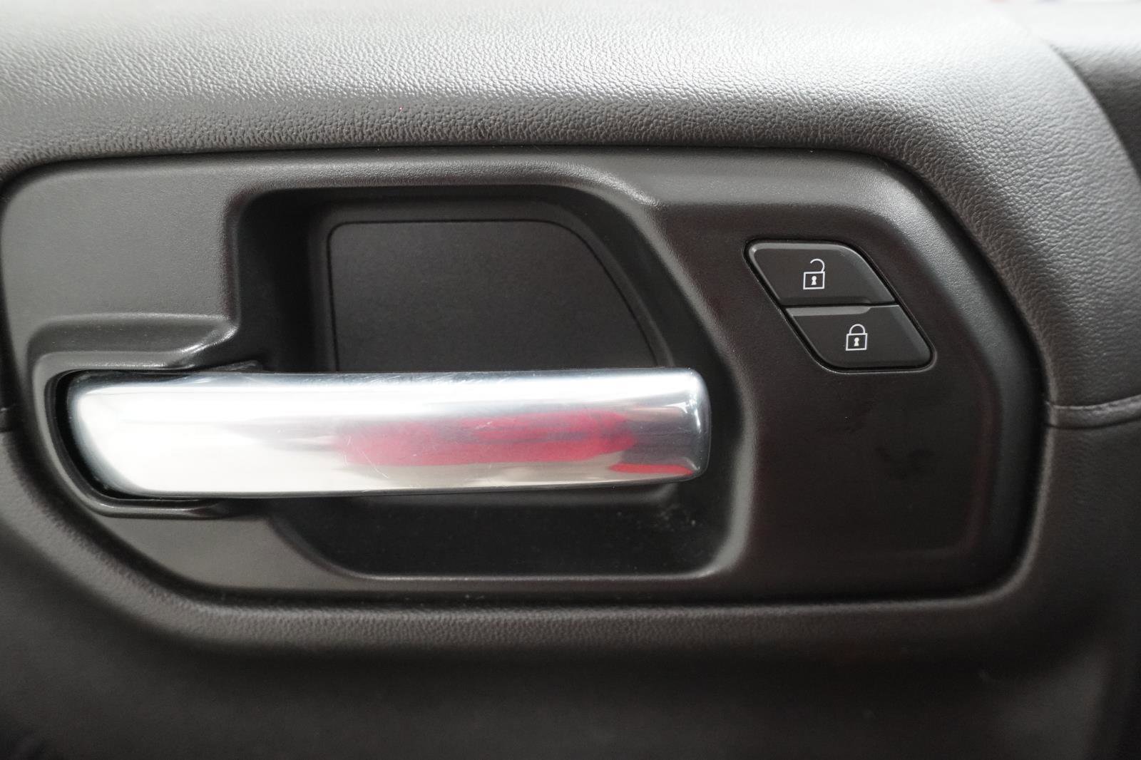 Used 2020 Chevrolet Silverado 1500 LT w/ Texas Edition RWD image 12