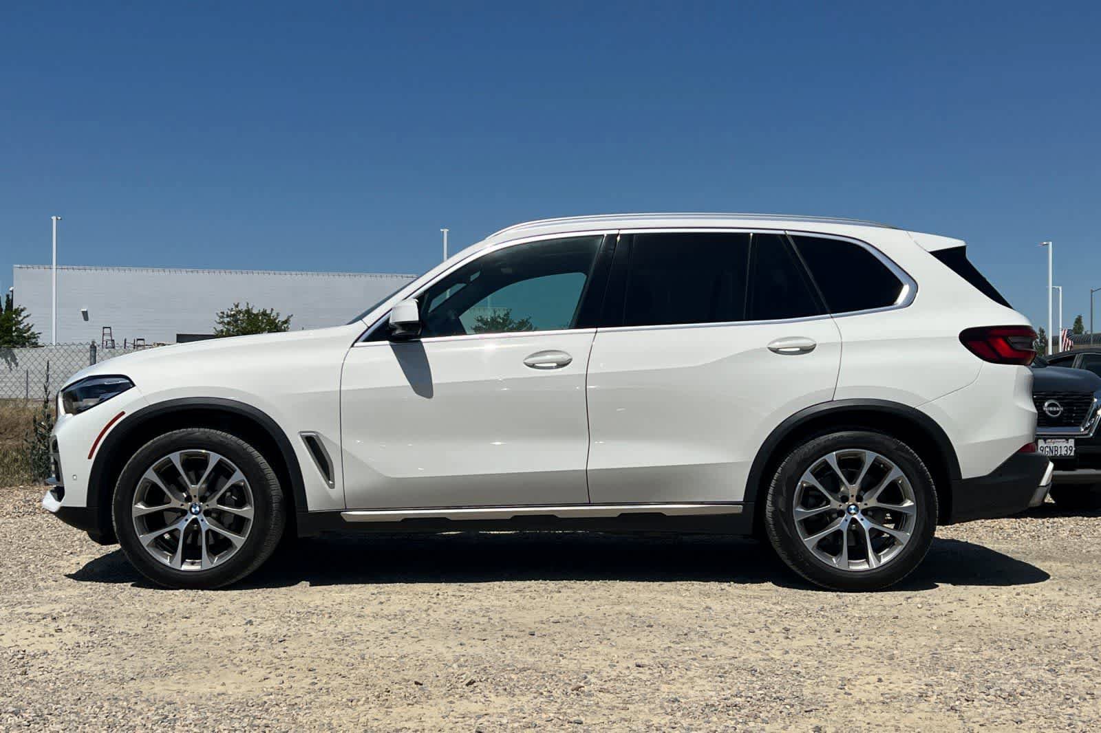 Used 2020 BMW X5 xDrive40i w/ Convenience Package AWD/4WD image 6