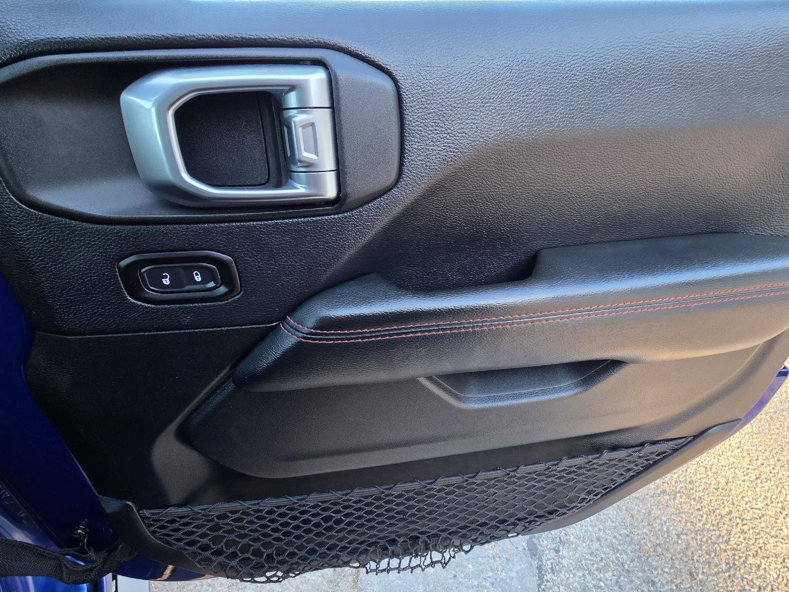 Used 2018 Jeep Wrangler Unlimited Rubicon image 30