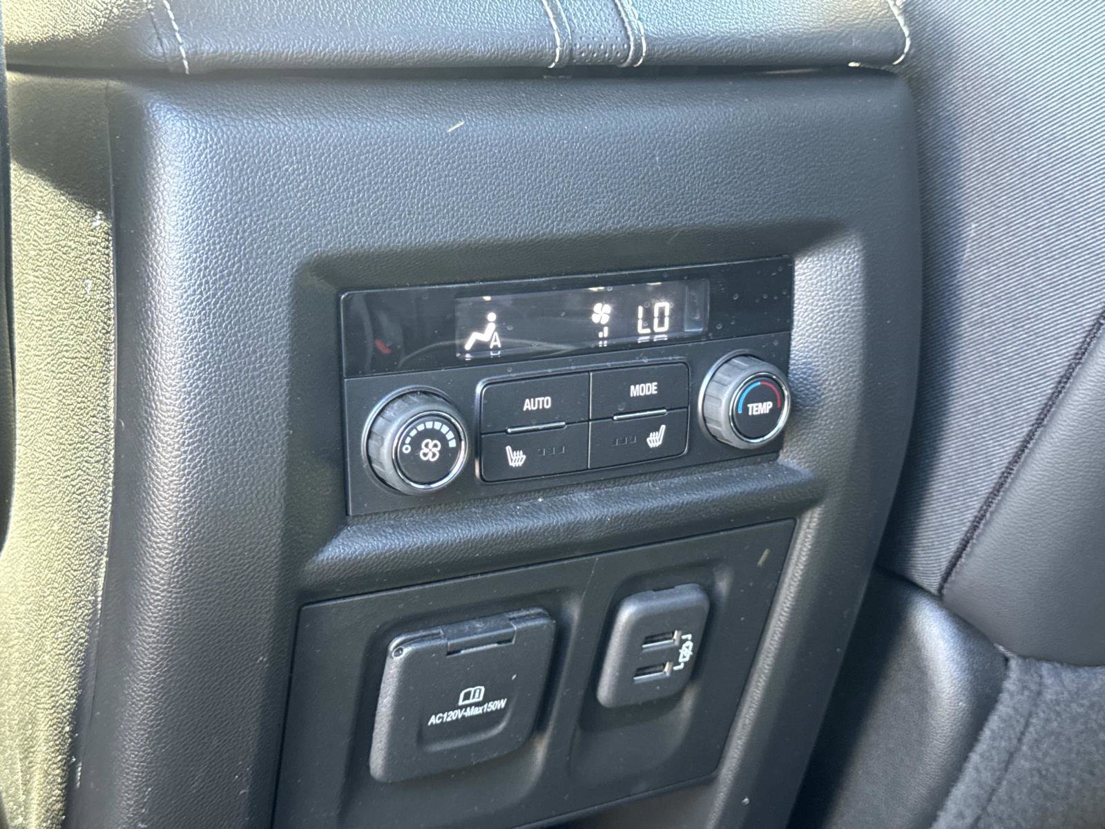 Used 2022 Chevrolet Traverse Premier w/ Redline Edition image 22