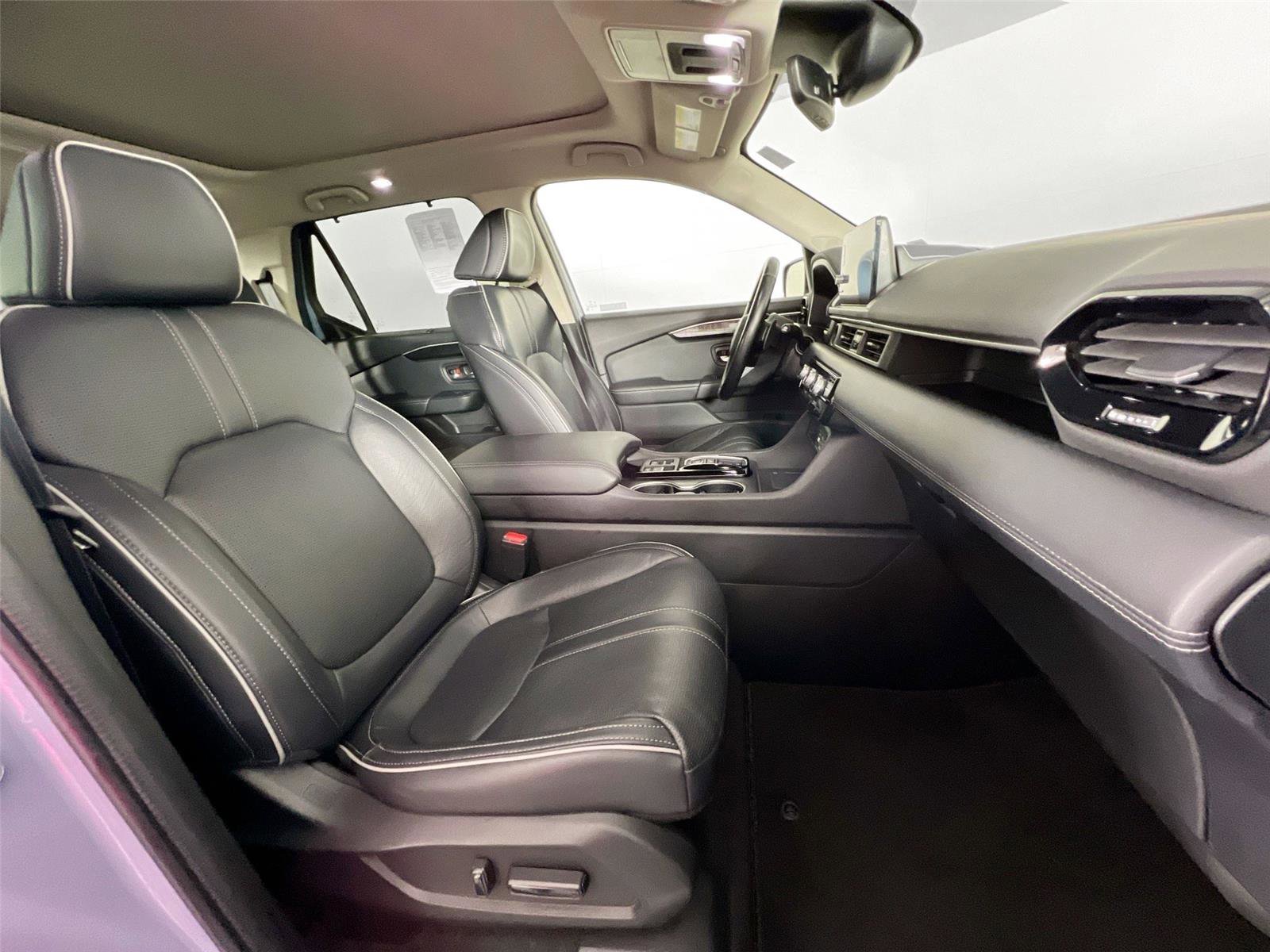 Used 2024 Honda Pilot Elite image 26