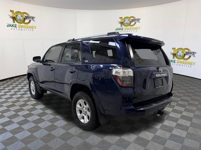 Used 2021 Toyota 4Runner SR5 AWD/4WD image 7