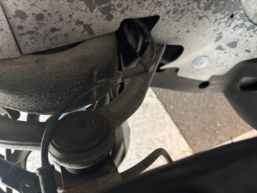 Used 2014 Chevrolet Express 2500 Extended RWD image 63