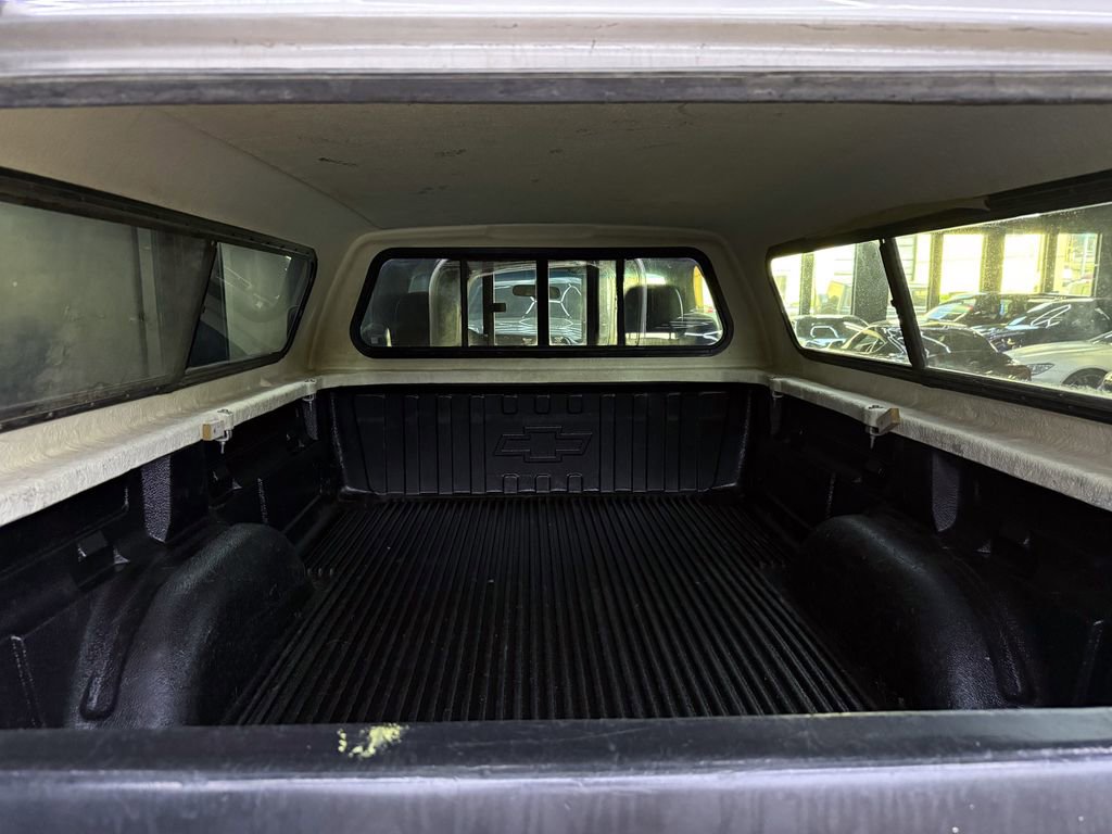 Used 2003 Chevrolet Silverado 2500 W/T image 17