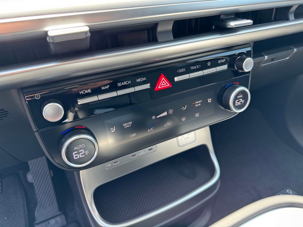 New 2026 Hyundai Ioniq 9 SE AWD/4WD image 24