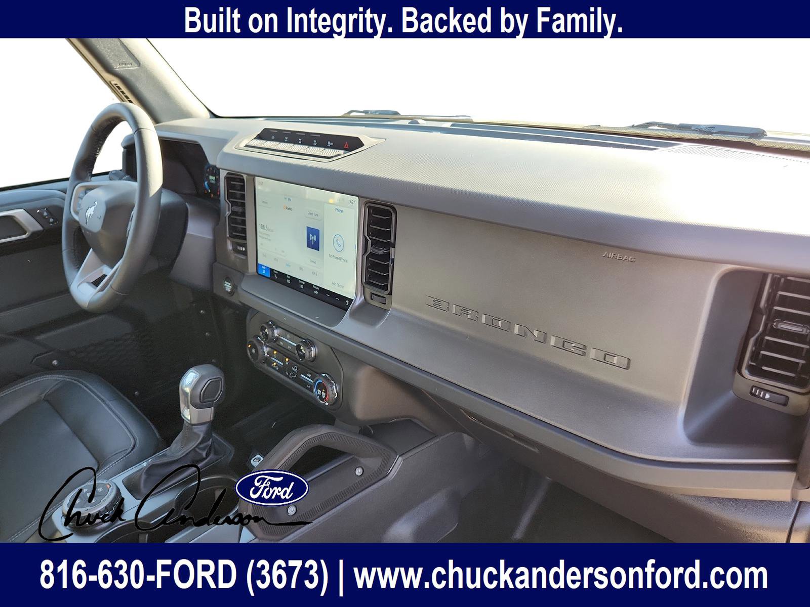 New 2025 Ford Bronco Badlands w/ Sasquatch Package AWD/4WD image 23