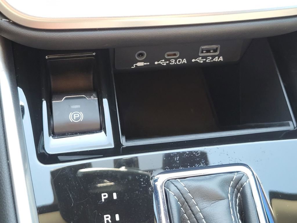 Certified 2025 Subaru Outback Premium image 25