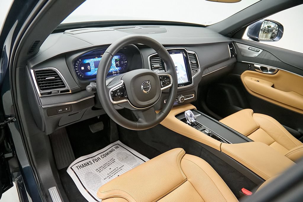 Certified 2025 Volvo XC90 T8 Ultra w/ Protection Package Premier AWD/4WD image 13