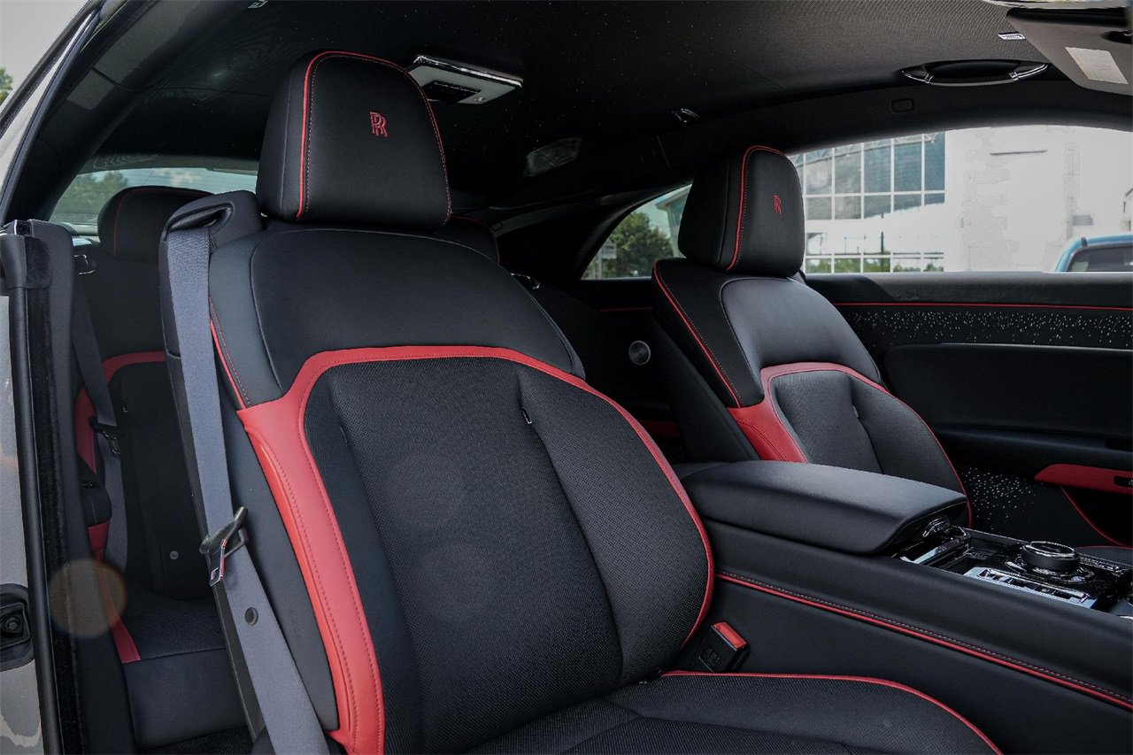 Certified 2025 Rolls-Royce Spectre w/ Spectre Launch Package image 35