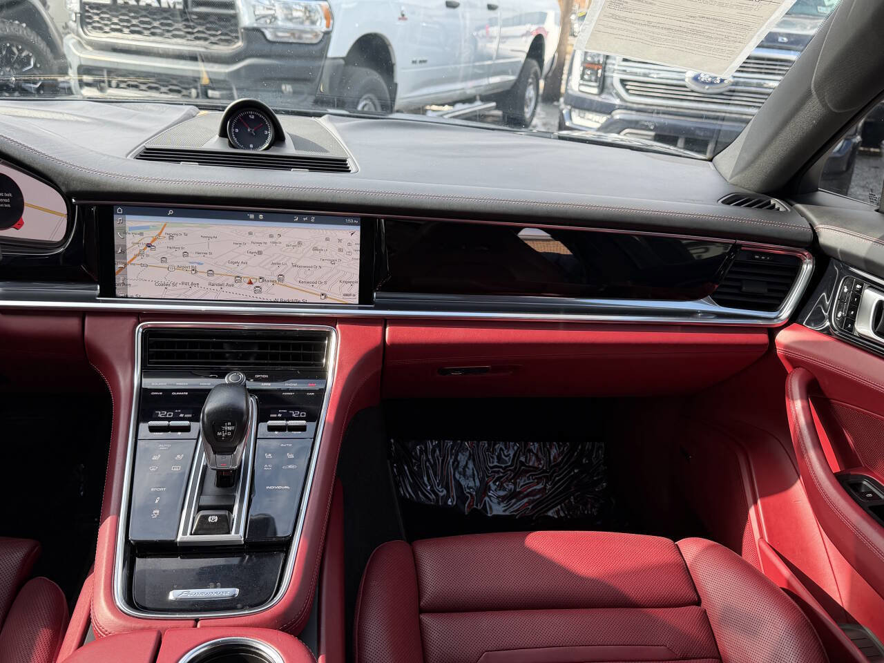 Used 2017 Porsche Panamera image 43