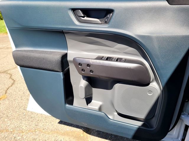 New 2026 Ford Maverick XL image 17