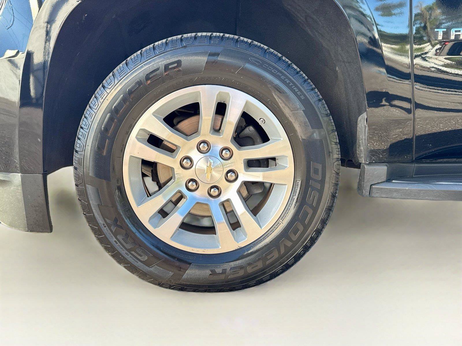 Used 2020 Chevrolet Tahoe LS AWD/4WD image 34