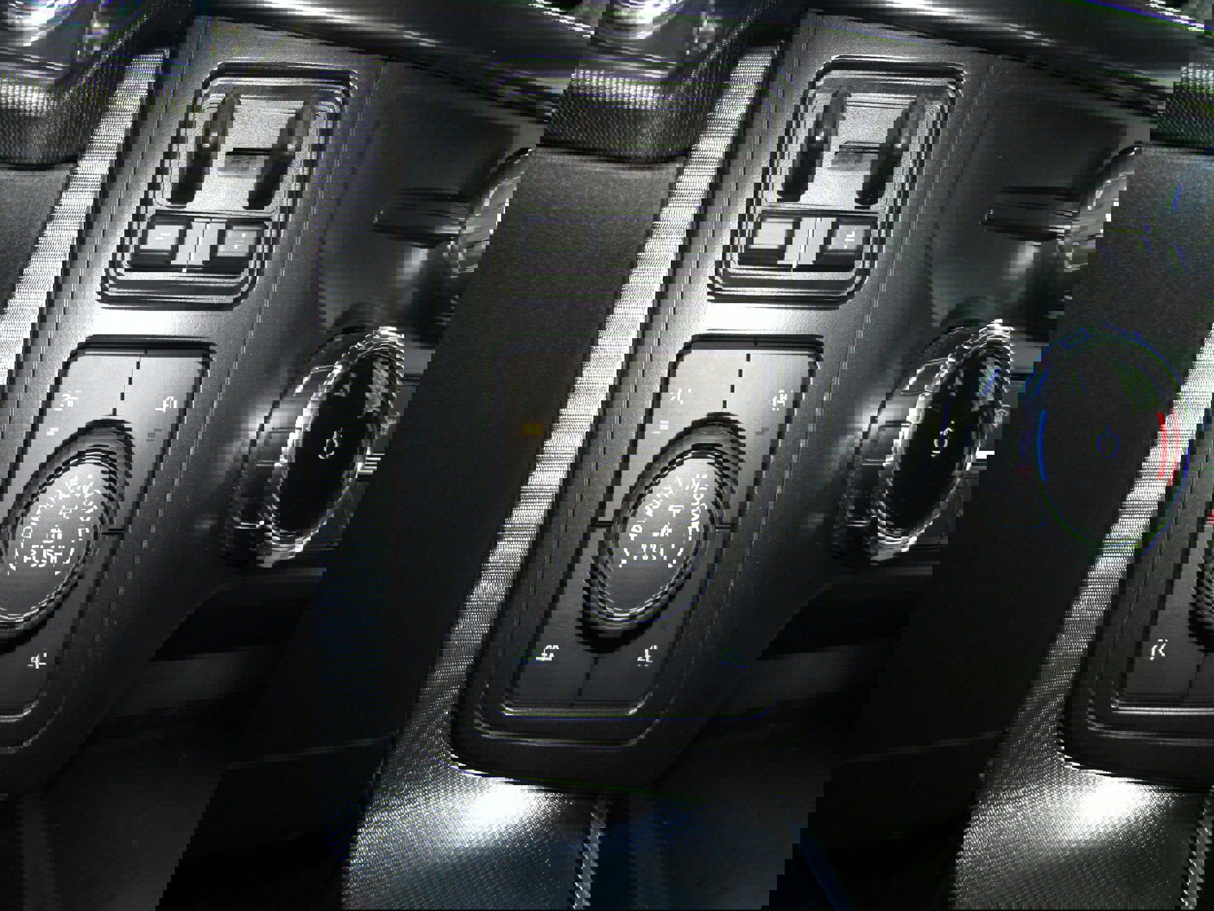 Used 2024 Ford F150 Platinum w/ FX4 Off-Road Package image 35